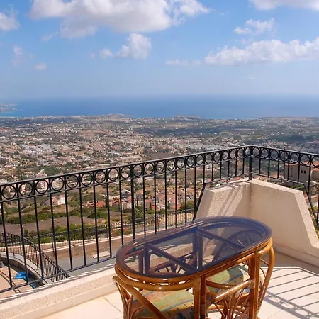 Villa With Sea View, Private Pool, And Garden Peyia