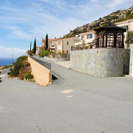 With Sea View, Private Pool, And Garden * Peyia