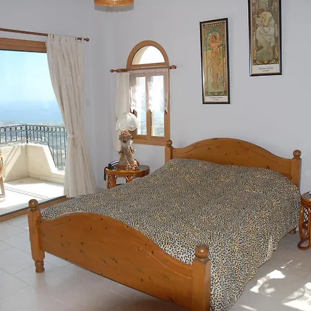 Vila With Sea View, Private Pool, And Garden *