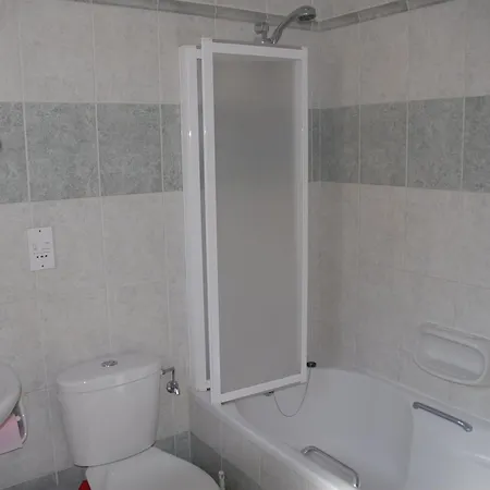 Vila With Sea View, Private Pool, And Garden