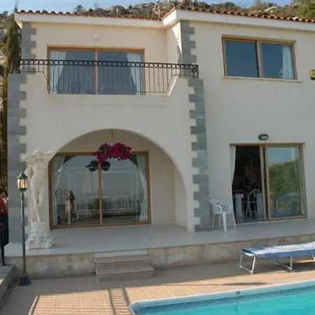 With Sea View, Private Pool, And Garden Vila