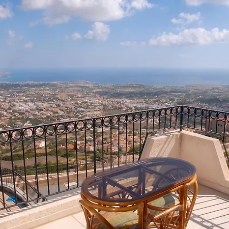 וילה With Sea View, Private Pool, And Garden *